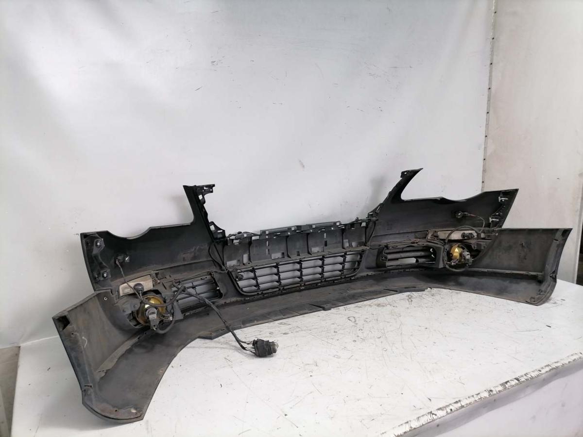 VW Passat 3C original Sto&szlig;stange Stossf&auml;nger vorn LC9X Deepblack Bj.2009